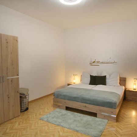Appartment Weinbau Muellner Нойзидль-ам-Зе Экстерьер фото